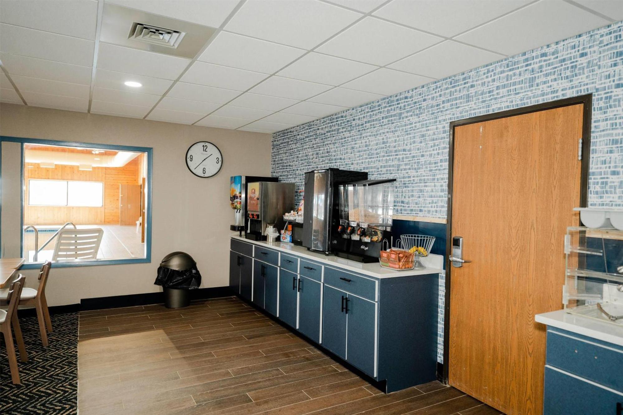 Hotel Americinn By Wyndham 2*
