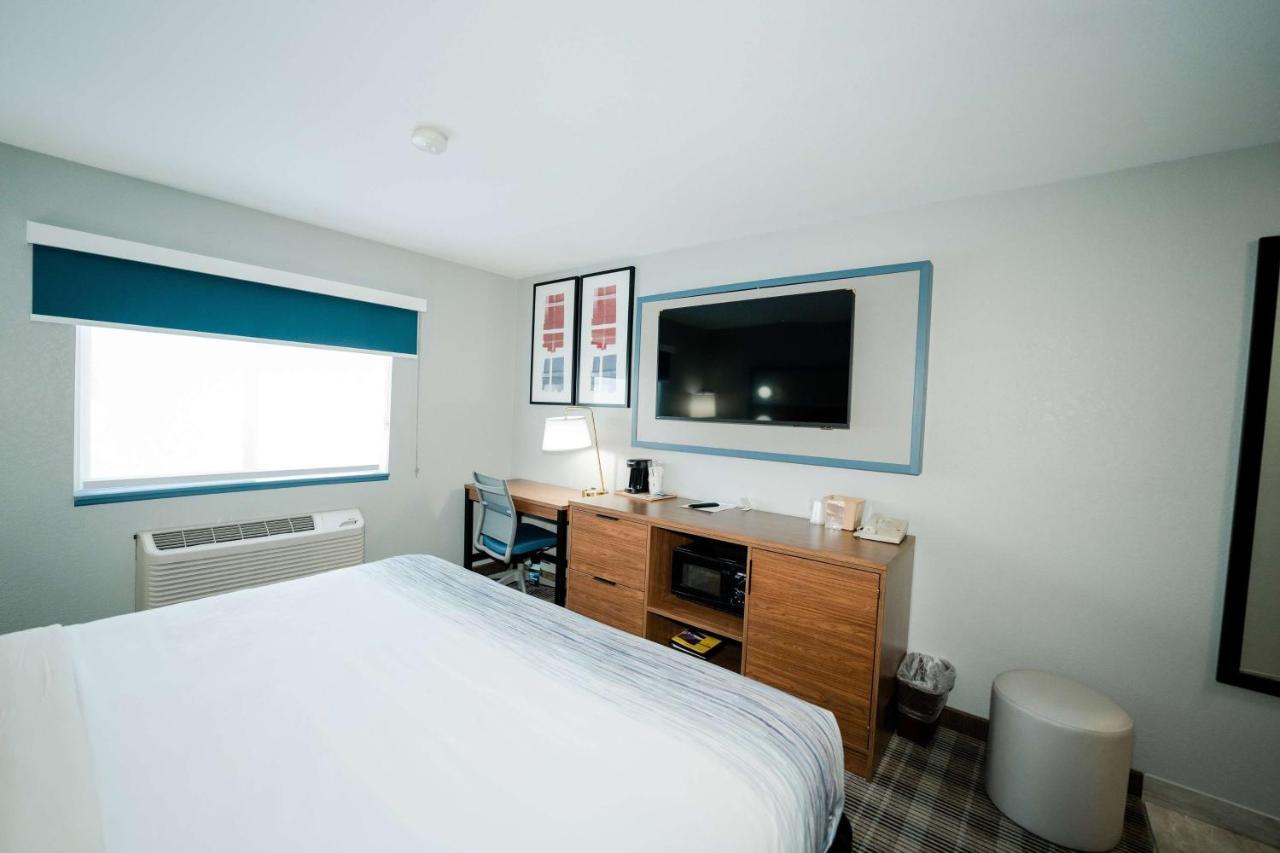 Hotel Americinn By Wyndham 2*